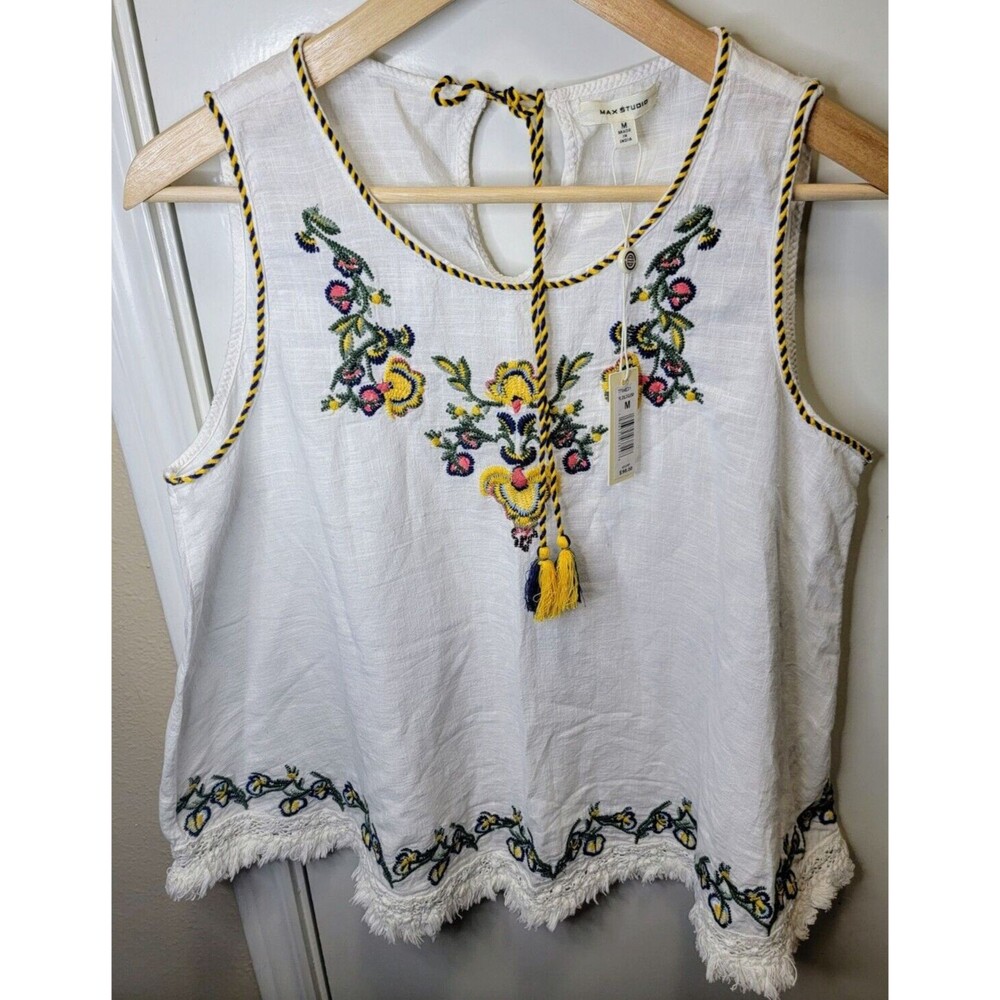 MAX STUDIO Women's Embroidered Cotton Top White Size M New with tags